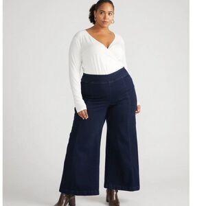 Universal Standard Liquid Jersey Two-Way Cross Top White Sz L US 22-24 NWT